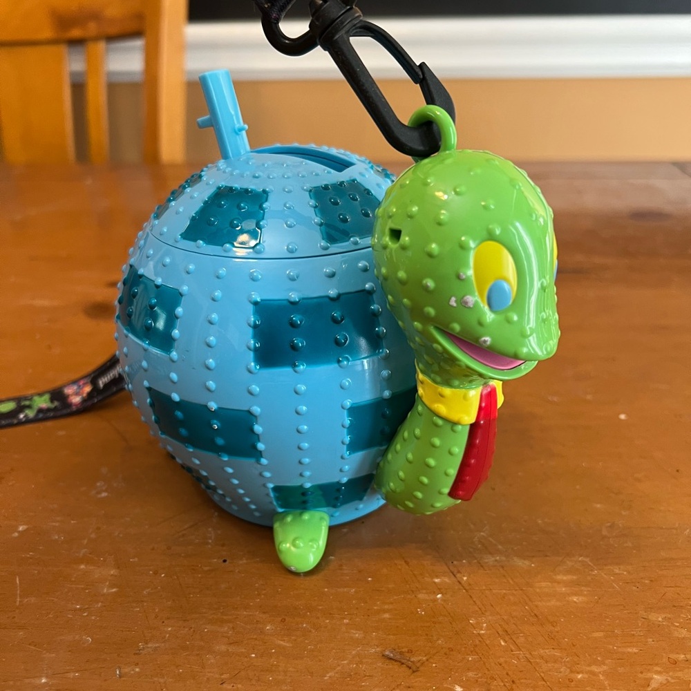 Disney Parks 50th Anniversary Celebration Sipper the Turtle Float - Picture 2 of 5